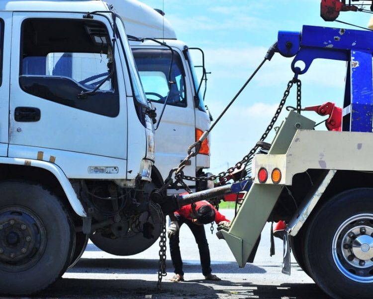 Towing A Heavy Truck After Accident